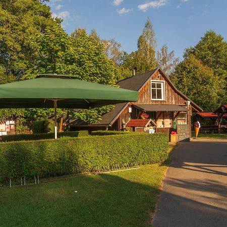 Gasthaus & Pension Am Kurfuerstendamm Burg  Extérieur photo