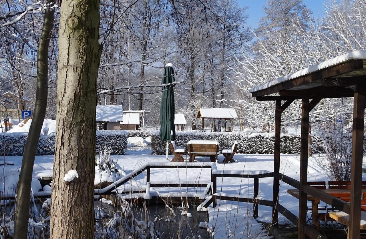 Gasthaus & Pension Am Kurfuerstendamm Burg  Extérieur photo