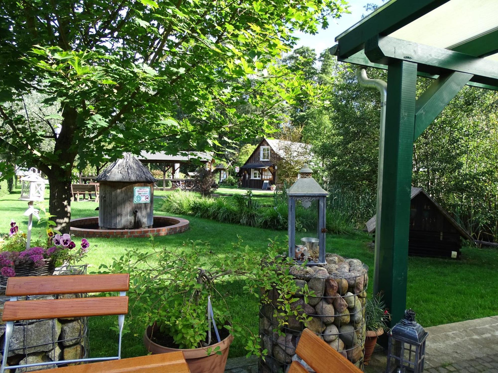Gasthaus & Pension Am Kurfuerstendamm Burg  Extérieur photo